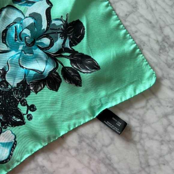 Roberto Cavalli Silk leopard print scarf - Picture 4 of 5